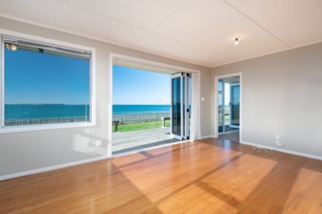 Photo of property in 107 Karewa Parade, Papamoa Beach, Papamoa, 3118
