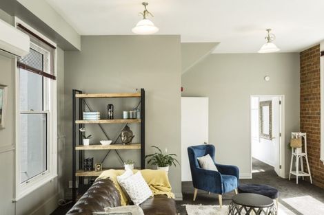 Photo of property in 10/33 Dowling Street, Dunedin Central, Dunedin, 9016