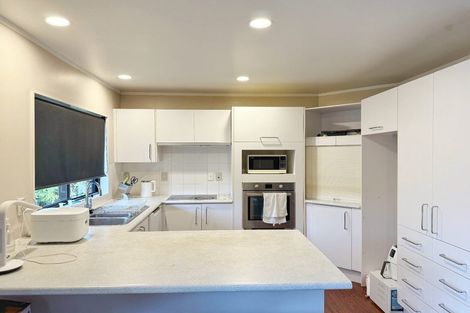 Photo of property in 20 Reynard Terrace, Conifer Grove, Takanini, 2112