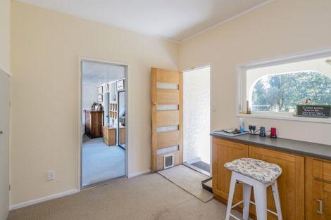 Photo of property in 531 Kawiu Road, Levin, 5572