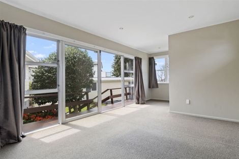 Photo of property in 129 Kingswood Road, Brookfield, Tauranga, 3110