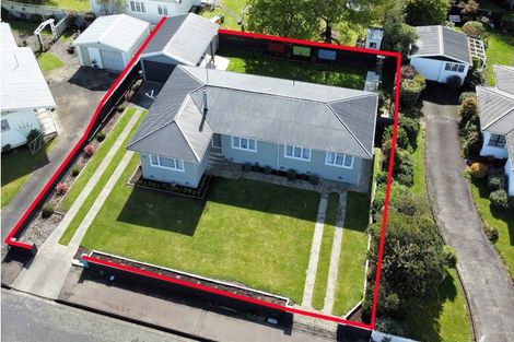 Photo of property in 75 Gordon Street, Dannevirke, 4930