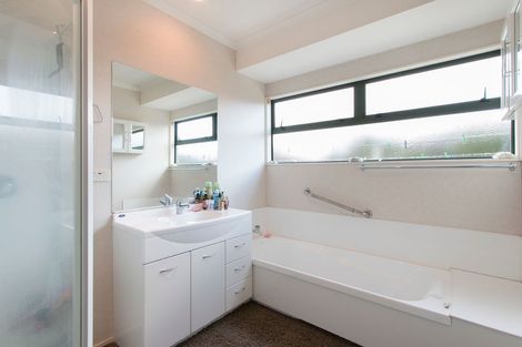 Photo of property in 7c Gledstane Road, Katikati, 3129