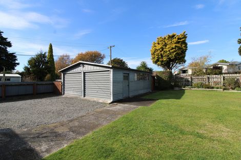 Photo of property in 4 Hughan Place, Carterton, 5713