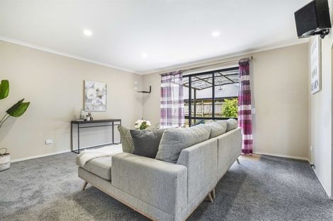 Photo of property in 49 Nottingham Drive, Hamilton East, Hamilton, 3216