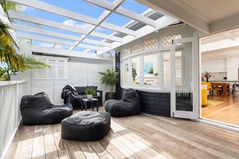 Photo of property in 35 William Denny Avenue, Westmere, Auckland, 1022