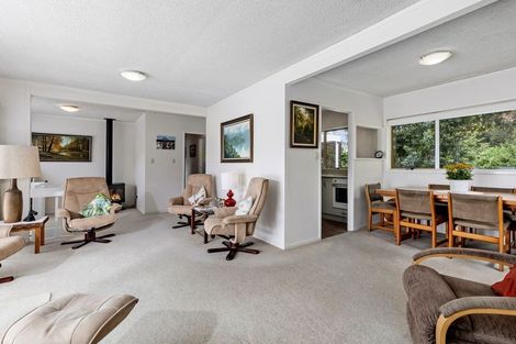 Photo of property in 2/4 Celina Place, Browns Bay, Auckland, 0630