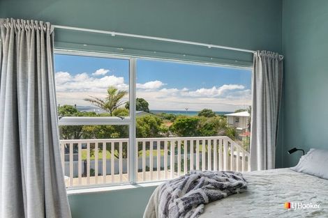 Photo of property in 183 Seaforth Road, Waihi Beach, 3611
