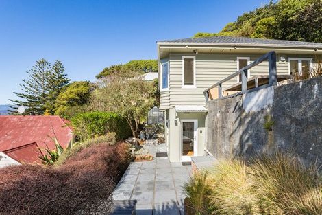 Photo of property in 13 Thane Road, Roseneath, Wellington, 6011