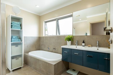 Photo of property in 16 Ashdonleigh Grove, Stoke, Nelson, 7011