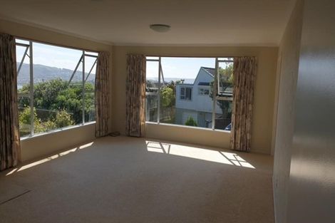 Photo of property in 8 Lauderdale Road, Papakowhai, Porirua, 5024