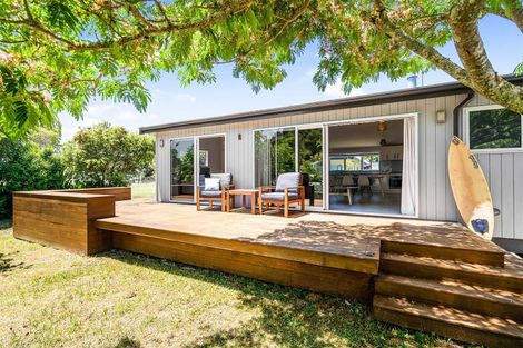 Photo of property in 35a Kopipi Crescent, Ngunguru, Whangarei, 0173