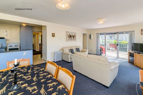 Photo of property in 78 Seaview Road, Paraparaumu Beach, Paraparaumu, 5032