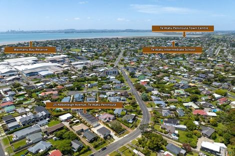 Photo of property in 3/25 Abbotleigh Avenue, Te Atatu Peninsula, Auckland, 0610