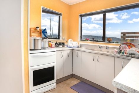 Photo of property in 1a Bedford Street, Cannons Creek, Porirua, 5024