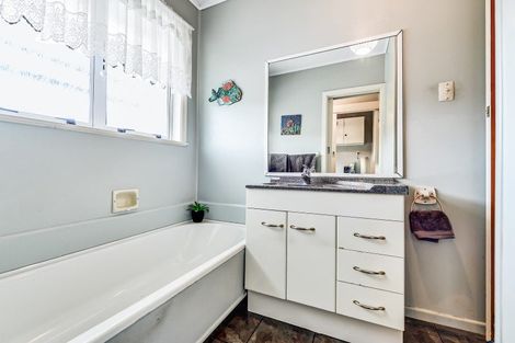 Photo of property in 12 Thorpe Street, Fairview Downs, Hamilton, 3214