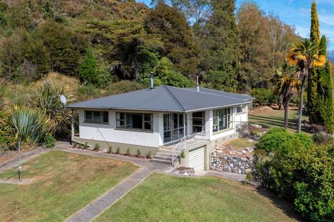 Photo of property in 1079 Motueka Valley Highway, Ngatimoti, Motueka, 7196