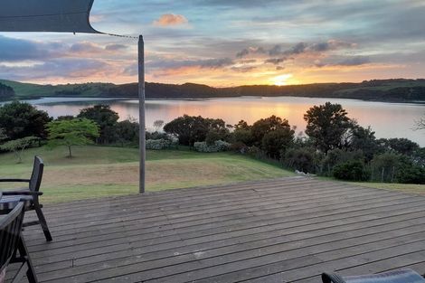 Photo of property in 429 Heatley Road, Whakapirau, Maungaturoto, 0583