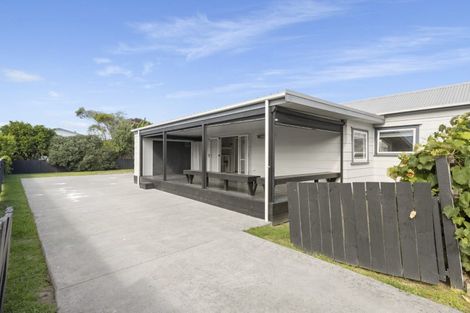 Photo of property in 824b Papamoa Beach Road, Papamoa Beach, Papamoa, 3118