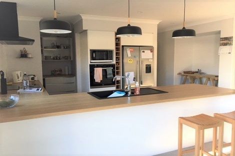 Photo of property in 10 Harding Drive, Papamoa Beach, Papamoa, 3118