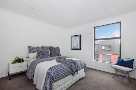 Photo of property in 1 Te One Place, Redwood, Christchurch, 8051