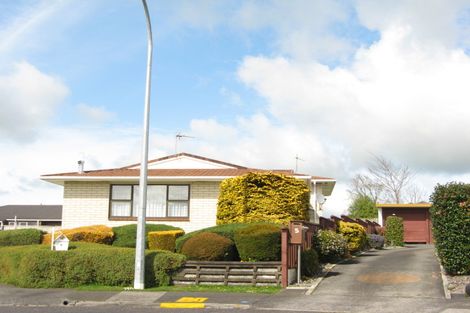 Photo of property in 4 Pokaka Place, Inglewood, 4330