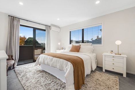 Photo of property in 202 Whitford Road, Shamrock Park, Auckland, 2016