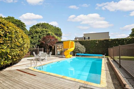 Photo of property in 120 Paritai Drive, Orakei, Auckland, 1071