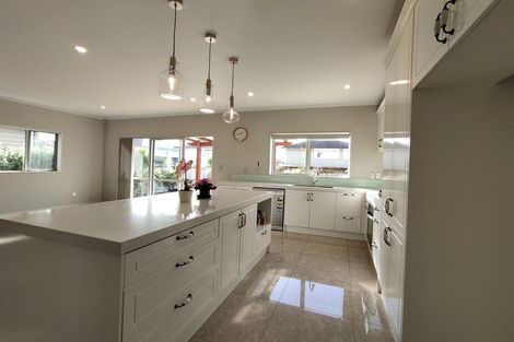 Photo of property in 15 Ballindrait Drive, Flat Bush, Auckland, 2019