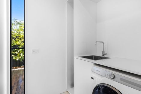 Photo of property in 74 Merivale Lane, Merivale, Christchurch, 8014