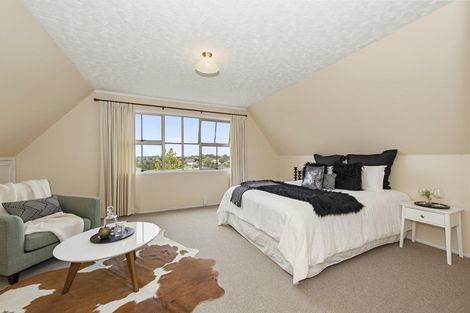 Photo of property in 3 Stirling Place, Dinsdale, Hamilton, 3204