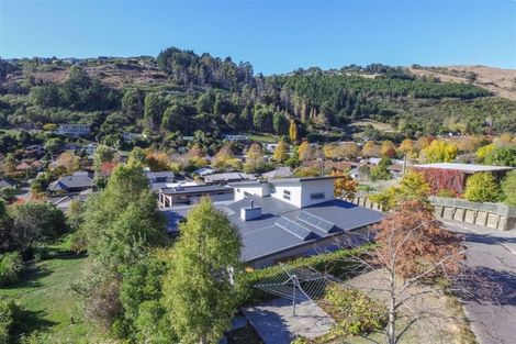 Photo of property in 5 Maurice Knowles Lane, Cashmere, Christchurch, 8022