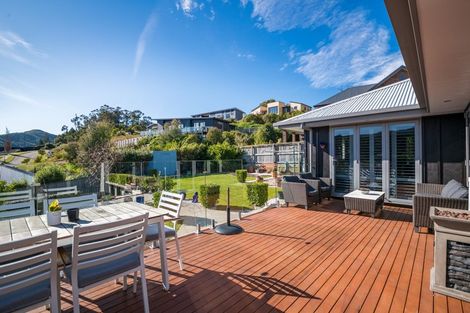 Photo of property in 3 Fantail Heights, Picton, 7220