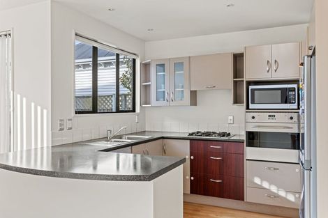 Photo of property in 1a Trist Place, Edgeware, Christchurch, 8013