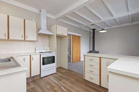 Photo of property in 46 Manson Street, Terrace End, Palmerston North, 4410