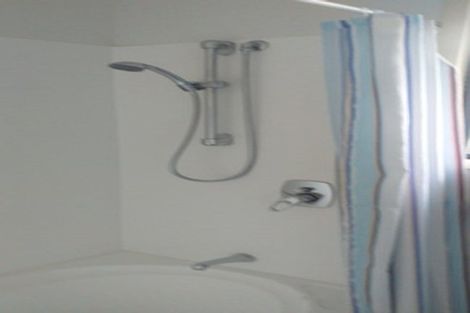 Photo of property in 20 Tauranga Place, Orewa, 0931