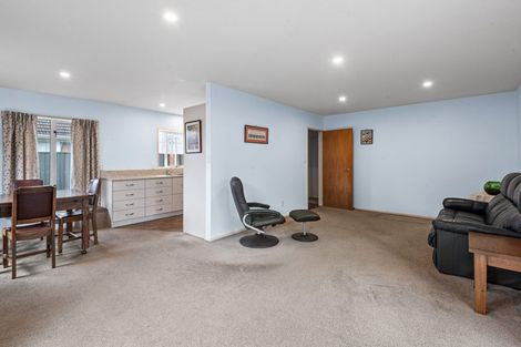 Photo of property in 2/14 Middlepark Road, Sockburn, Christchurch, 8042