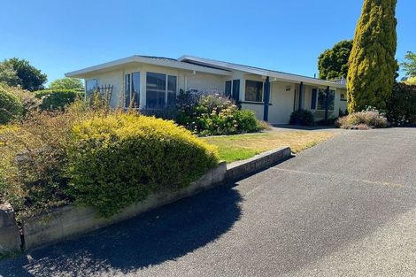 Photo of property in 2/3 Emerald Hill, Havelock North, 4130