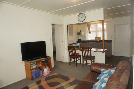 Photo of property in 8 Canna Street, Lawrence, 9532