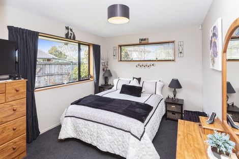 Photo of property in 33 Westlake Drive, Halswell, Christchurch, 8025