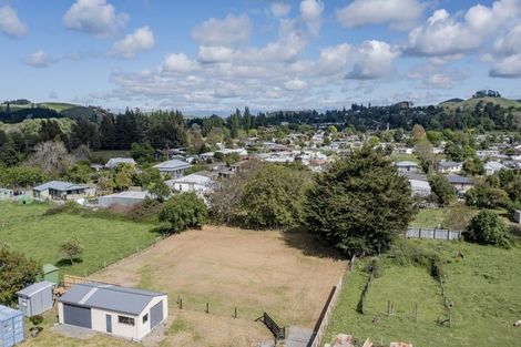 Photo of property in 13a Shanly Street, Waipawa, 4210
