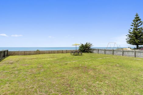 Photo of property in 527 Pukehina Parade, Pukehina, Te Puke, 3189