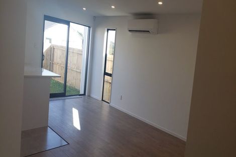 Photo of property in 21 Biokovo Street, Massey, Auckland, 0614