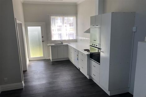 Photo of property in 467-469 Marine Parade, Napier South, Napier, 4110