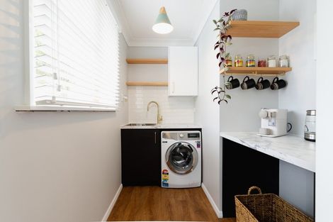 Photo of property in 15 Kinmont Crescent, Kinmont Park, Mosgiel, 9024