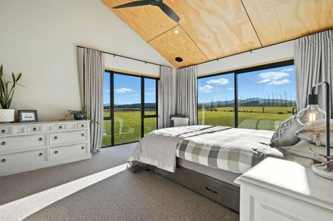 Photo of property in 235 Kennedys Hill Road, Cust, Rangiora, 7471