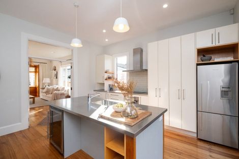 Photo of property in 69 Nelson Crescent, Napier South, Napier, 4110