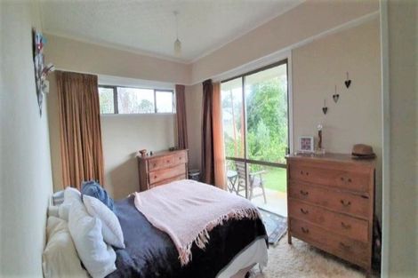 Photo of property in 28 Shakespeare Road, Bastia Hill, Whanganui, 4500