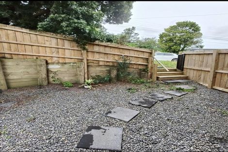 Photo of property in 1/9 Donovan Avenue, Massey, Auckland, 0614