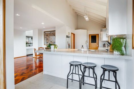 Photo of property in 153 Luckens Road, West Harbour, Auckland, 0618